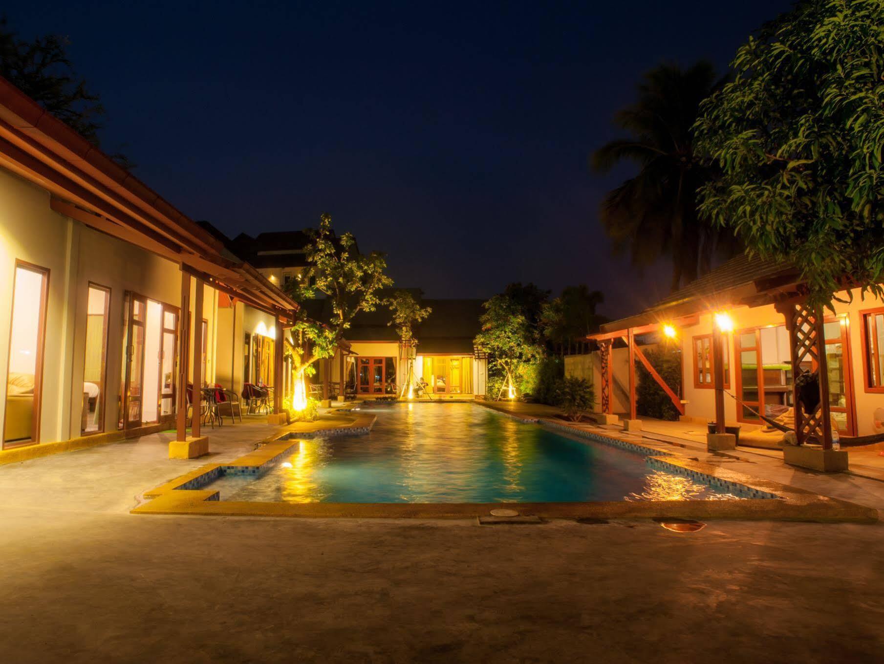 Ardea Resort Pool Villa Amphawa Eksteriør billede